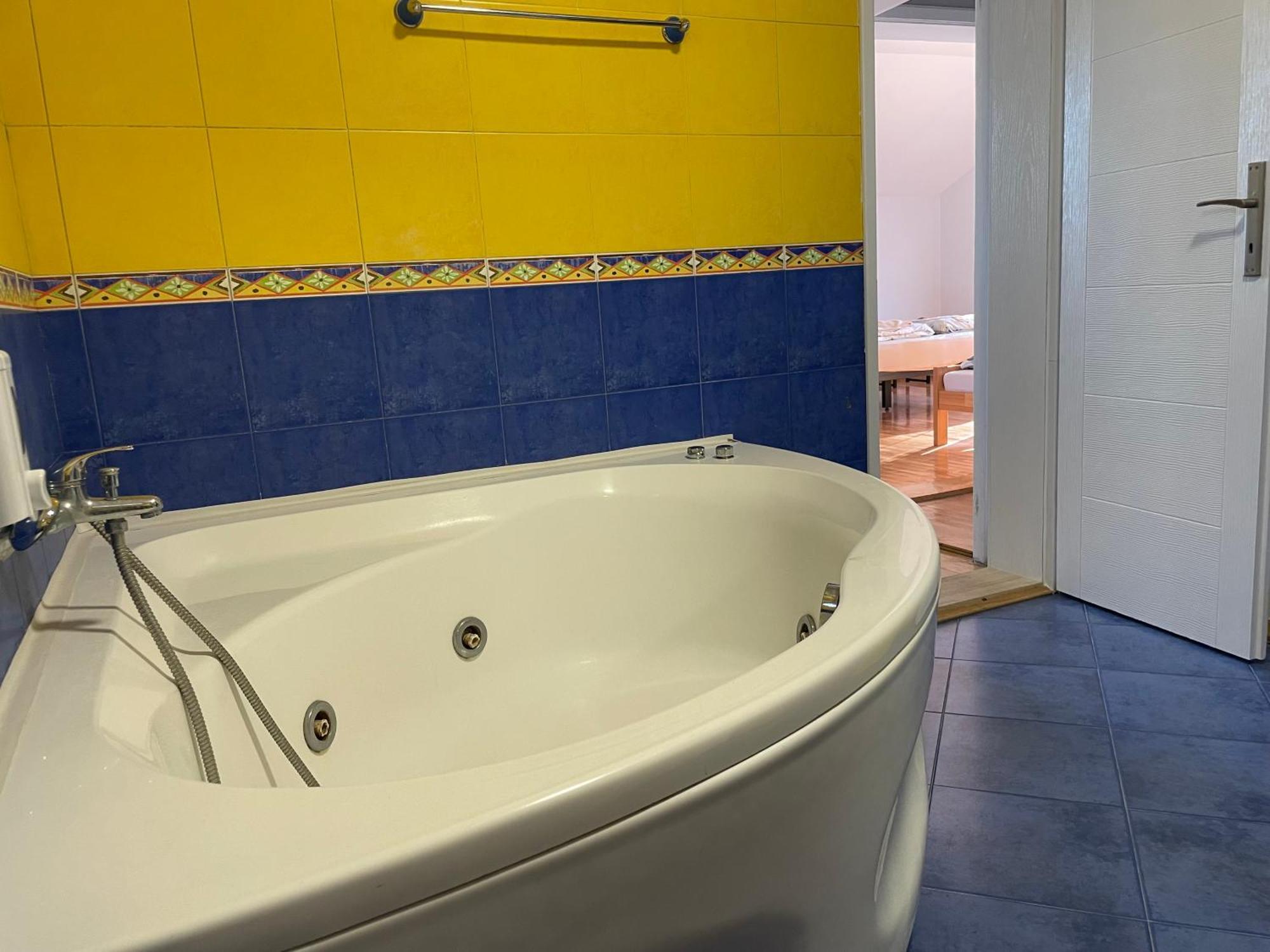 Apartments Peka Dusanovac 外观 照片