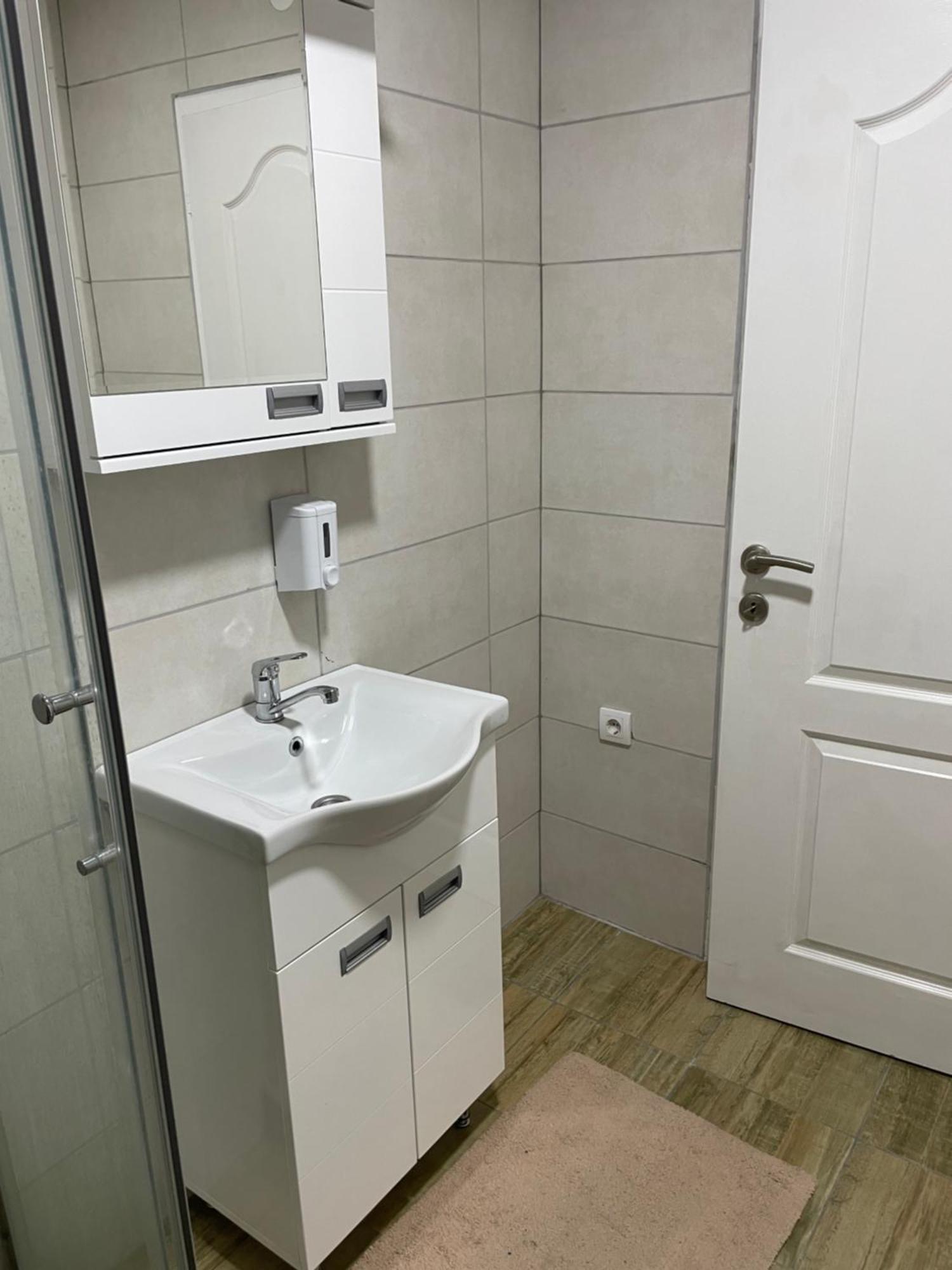 Apartments Peka Dusanovac 外观 照片